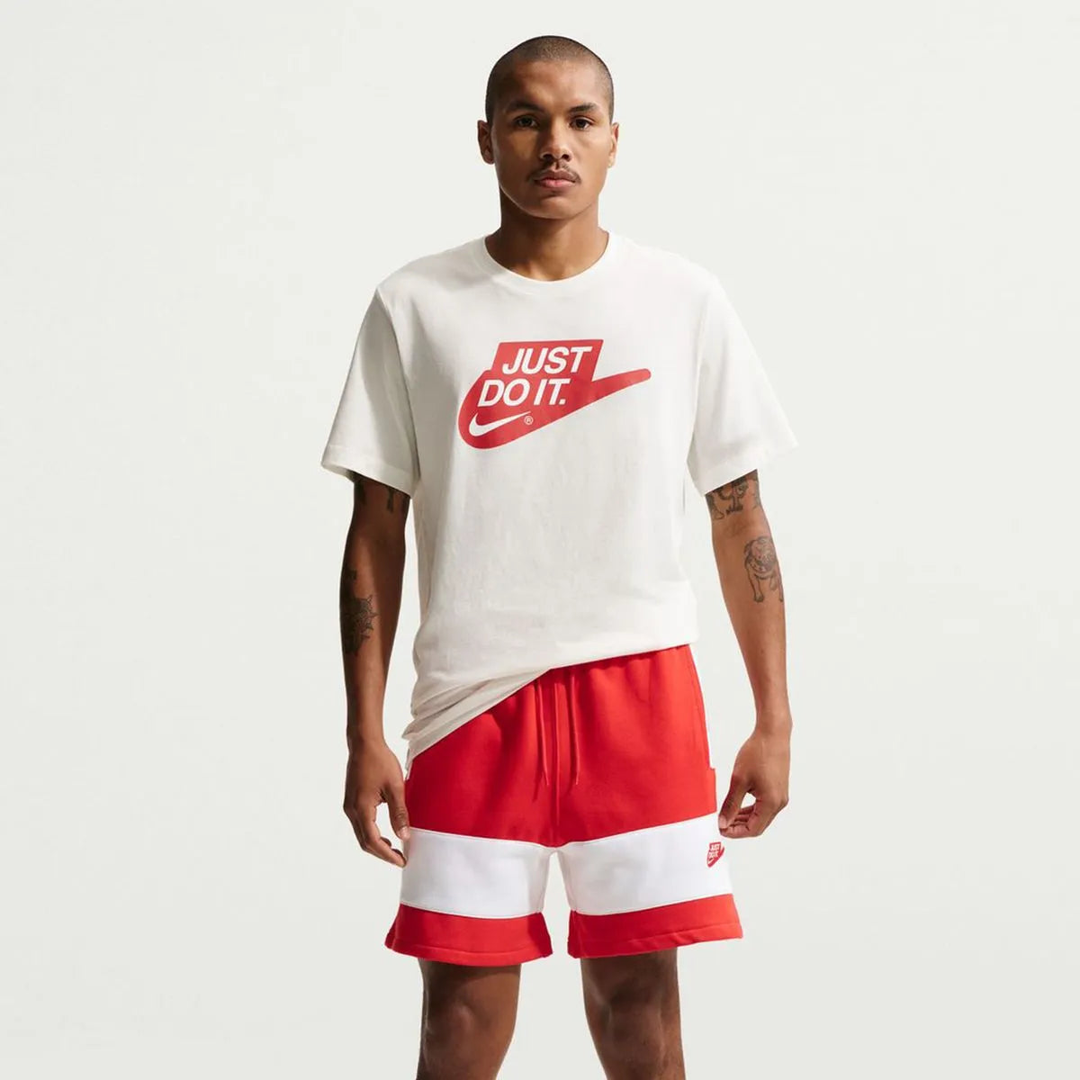 5568457